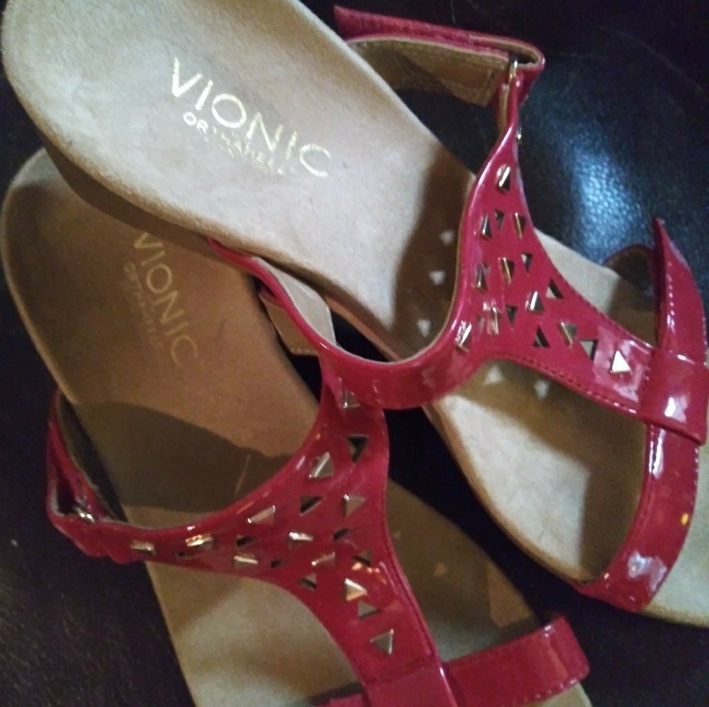 Vionic sandals - Picture 2 of 5
